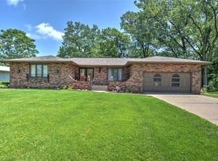 3018 Olympia Dr, Decatur, IL 62521