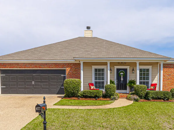 677 Parker Pl, Brandon, MS 39042