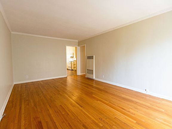 5th image of 410 Veteran Ave #1/4