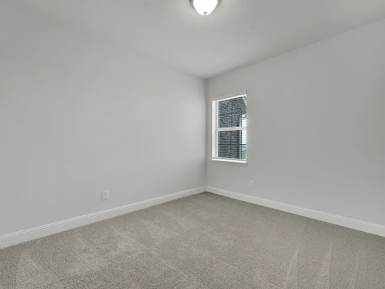7929 Bayside Dr — Photo 33