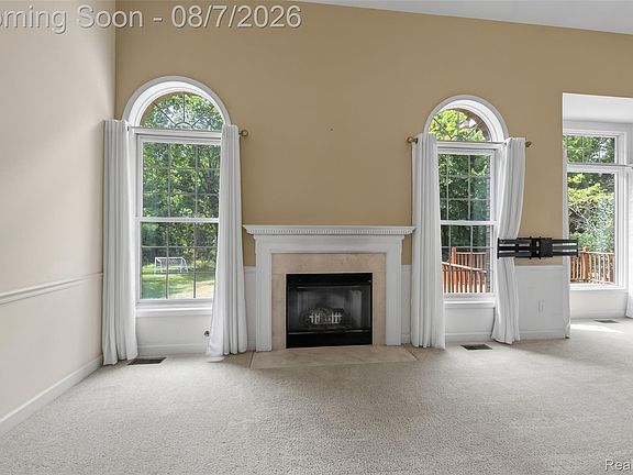 5th image of 18144 Cascade Dr