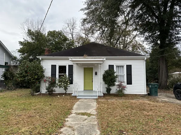 329 Sanford Ave, Eufaula, AL 36027