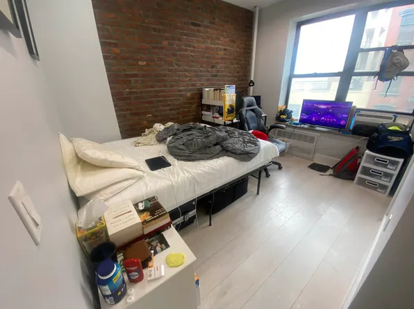 147 A Avenue image 2 of 7