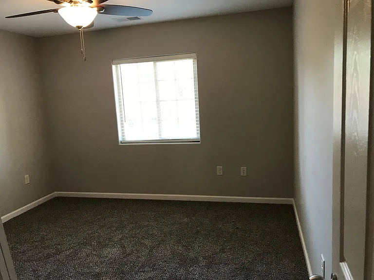1617 E Military Ave #2 — Photo 8