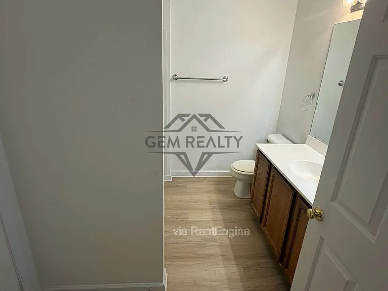 4710 Turnberry Dr — Photo 31