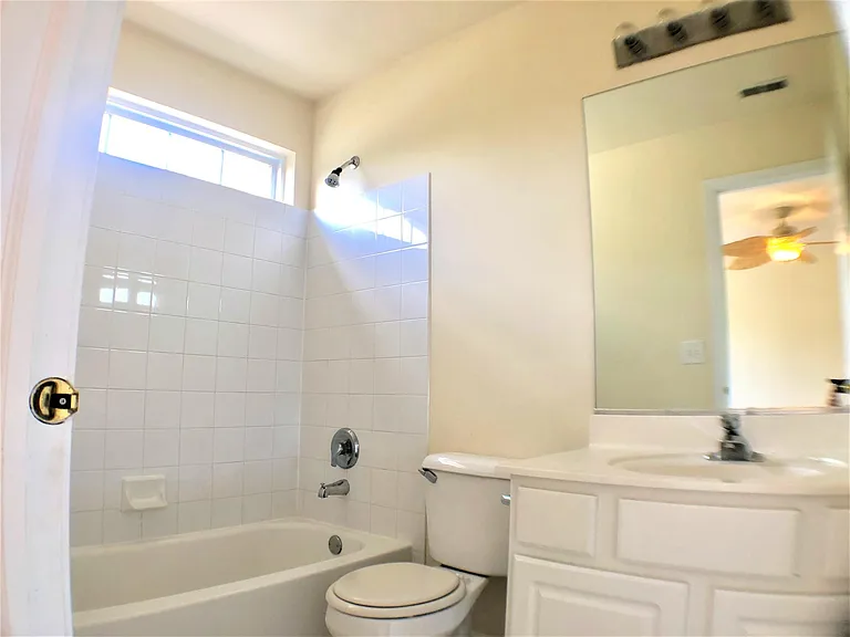 3631 Roanoke Ave — Photo 19