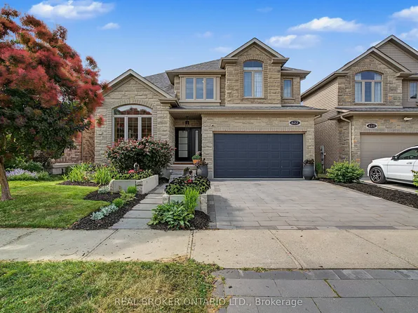 422 Rideau River St, Waterloo, ON N2V 2Y4