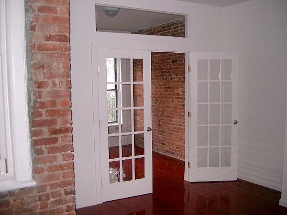 4th image of 1486 Bedford Ave #22