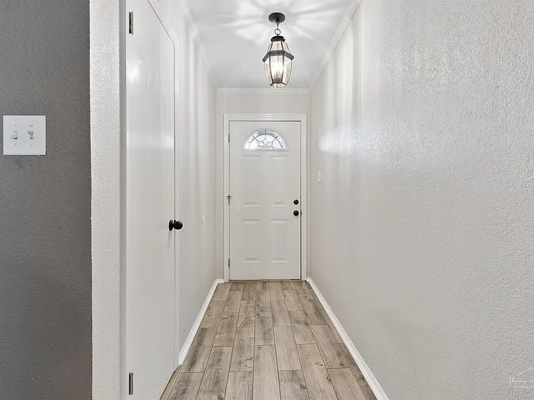 3 Lackland Cir — Photo 2