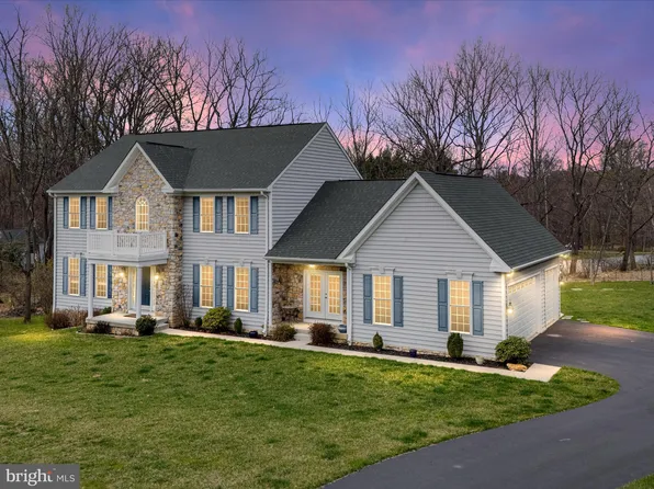 1114 Marianna Ave, Westminster, MD 21157