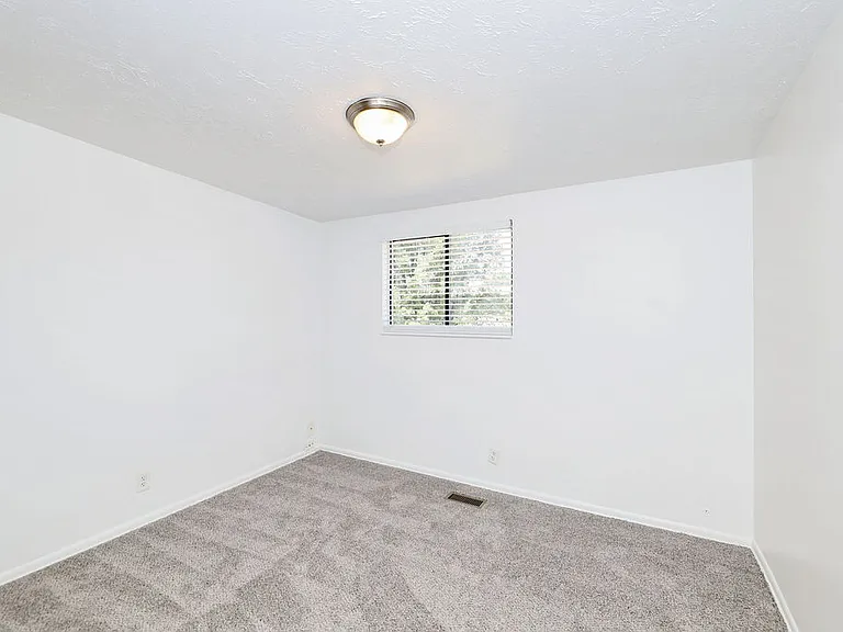 444 N Morton Dr — Photo 9