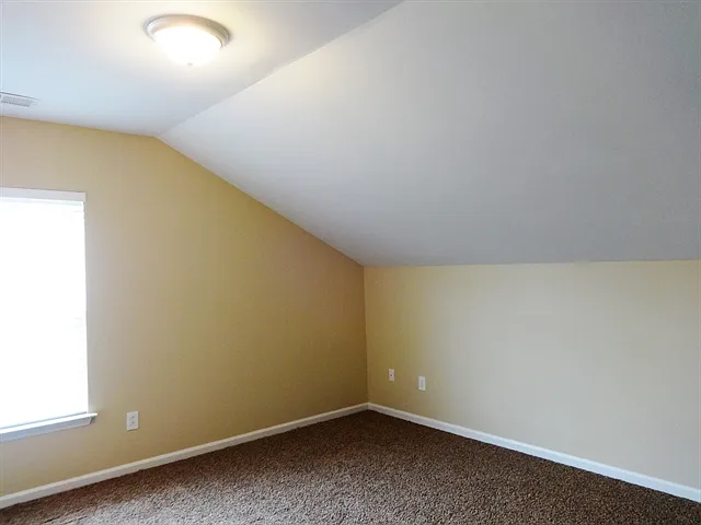 578 English Oak Cir — Photo 16