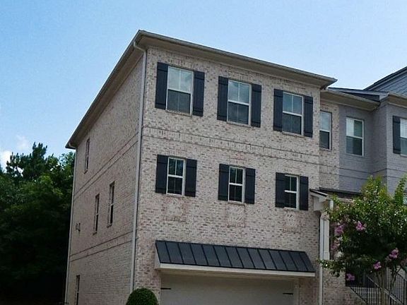 2nd image of 9013 Woodlands Trl
