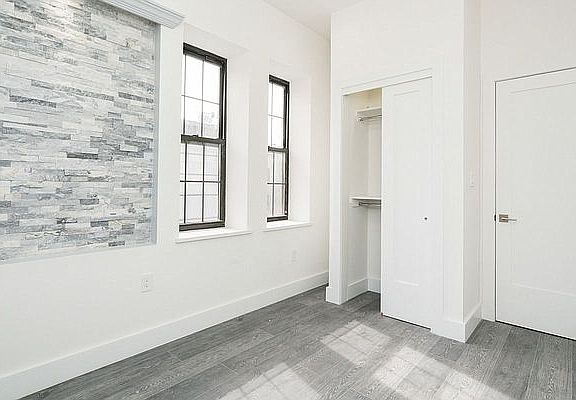 5th image of 60 Saint Nicholas Ave #3