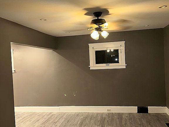 Living Room (Single family)