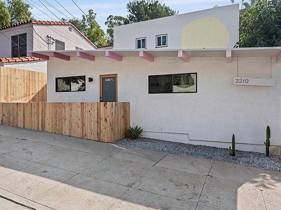 3rd image of 2214 1/2 Echo Park Ave