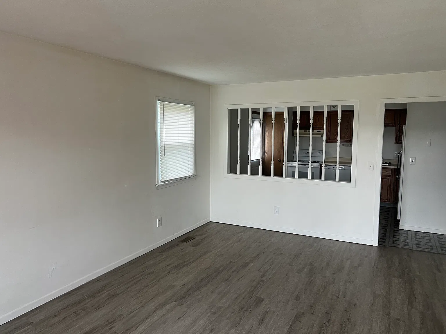 2 bed, 780 sqft, $1,200 — Photo 2
