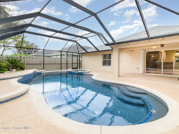 1240 Potomac Dr, Merritt Island, FL 32952