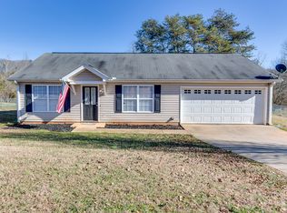 420 Anchor Rd, Greenville, SC 29617
