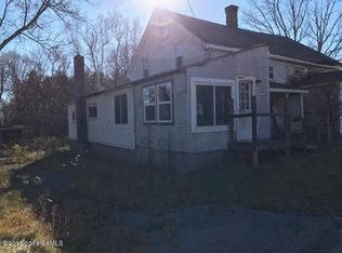 198 Raymond Wright Ave, Mineville, NY 12956
