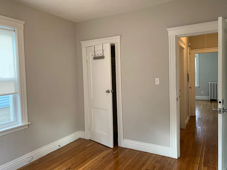 29 Lourdes Ave — Photo 15