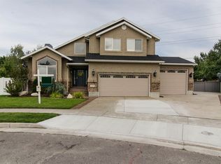 8124 S Grambling Way, Sandy, UT 84094