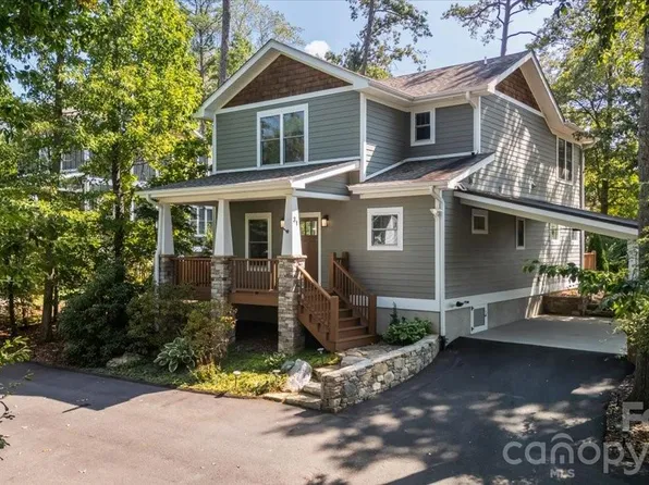 31 Elkmont Dr, Asheville, NC 28804