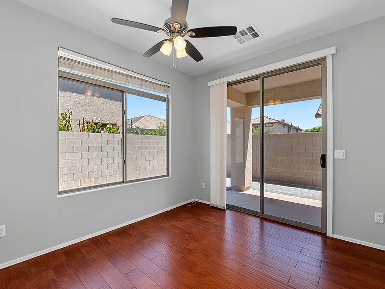 1231 S Amber St — Photo 11