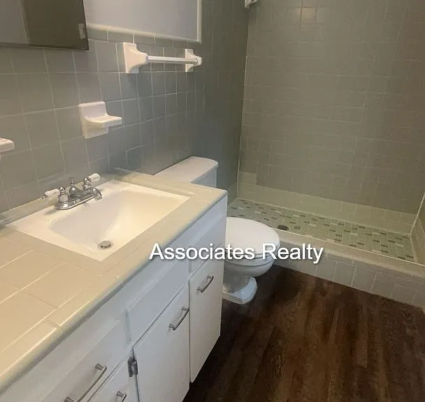 715 NW 36th St — Photo 14