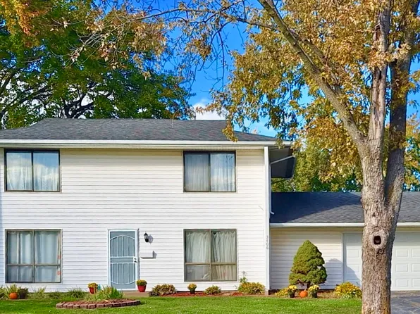 3406 Seine Ct, Hazel Crest, IL 60429