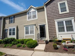 5155 Singleton Dr #44C, Hilliard, OH 43026