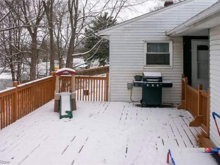 2244 Windemere Ave — Photo 9