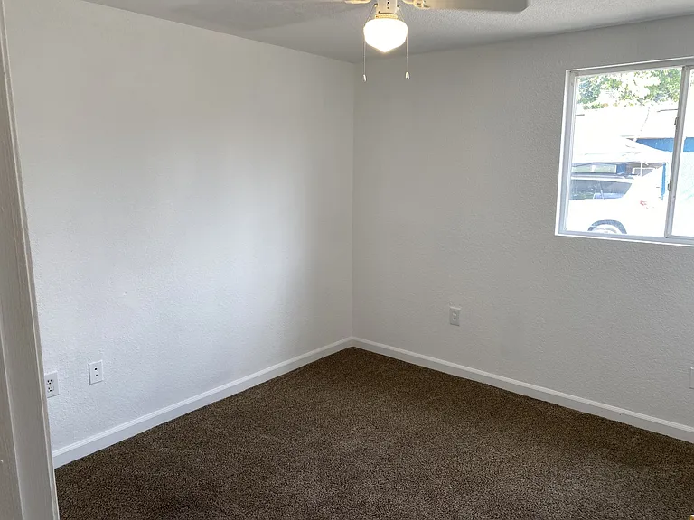 117 Spruce St #B — Photo 22