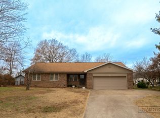 322 S Cherry St, Harrison, AR 72601
