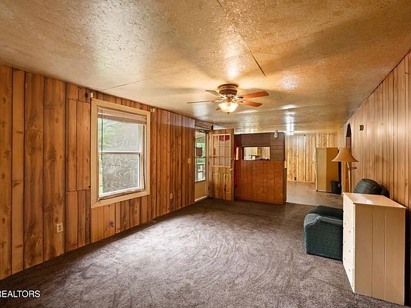 4th image of 766 Wallop Ln