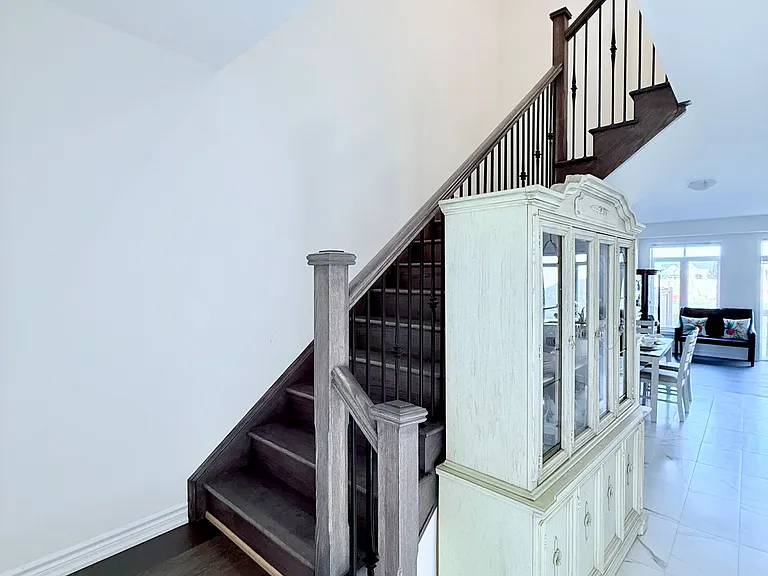 2229 Grainger Loop — Photo 13