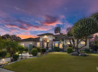 901 Katie Ct, Shafter, CA 93263