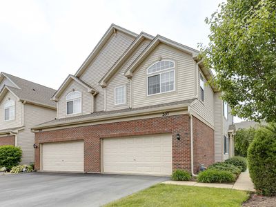 207 Southwicke Dr #A, Streamwood, IL, 60107