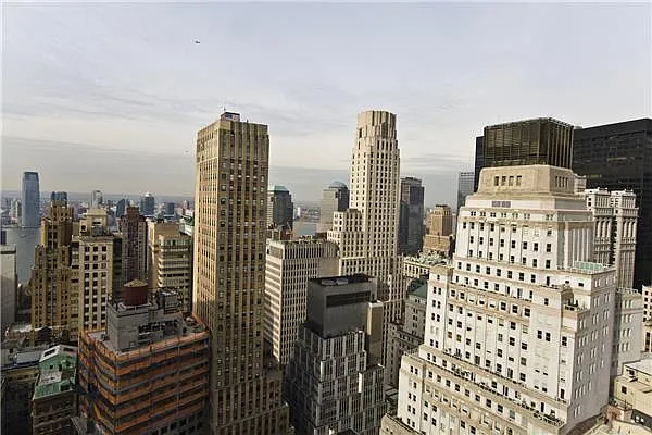 Rented by Platinum Properties | media 8