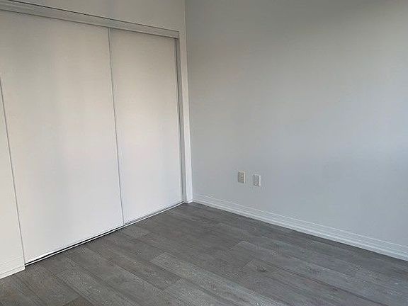 4th image of 251 Jarvis St #1226
