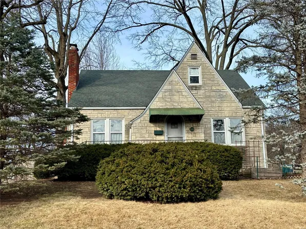 1008 Douglas St, Alton, IL 62002