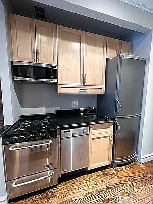 5th image of 25 E 3rd St APT 3A