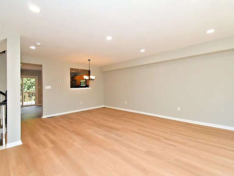 18 Norsham Way #1 — Photo 6