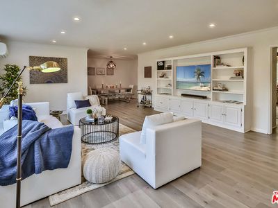 11901 W Sunset Blvd APT 208, Los Angeles, CA, 90049