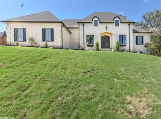 194 Maumelle Valley Dr, Maumelle, AR 72113