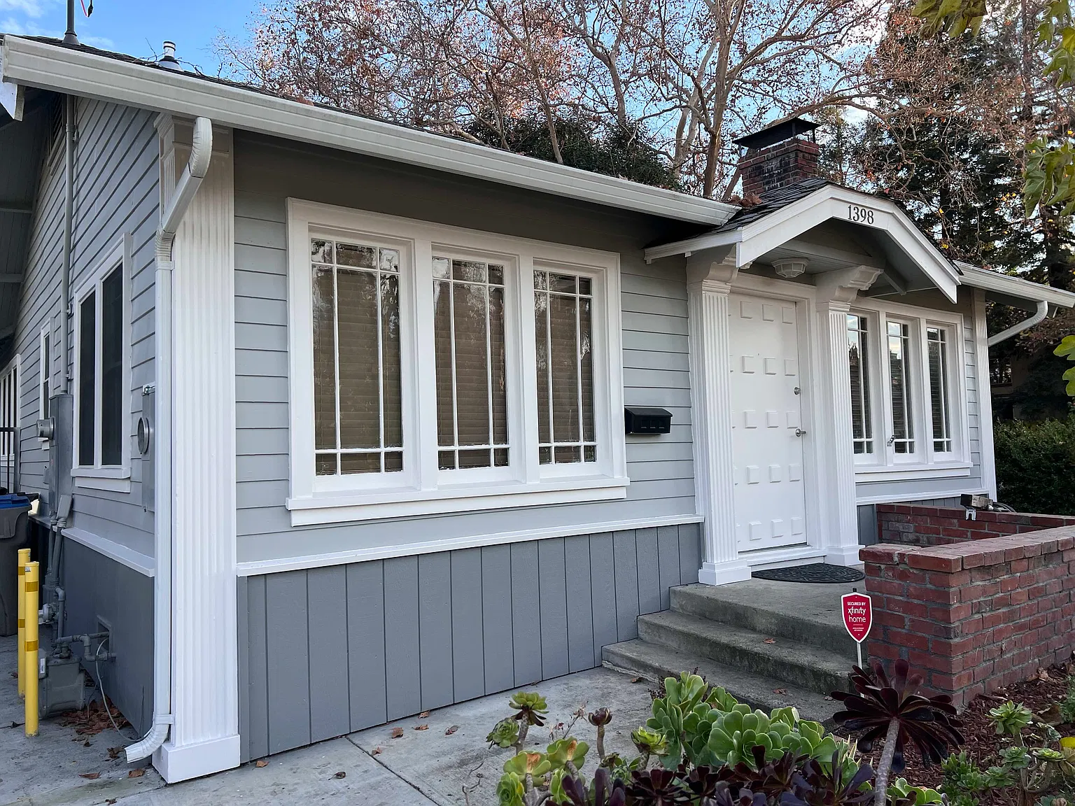 1398 Singletary Ave — Photo 2
