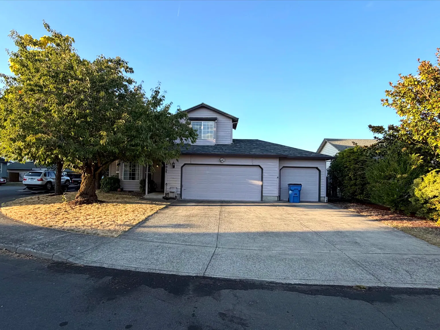 4 bed, 2.5 bath, 1800 sqft, $3,295 — Photo 1