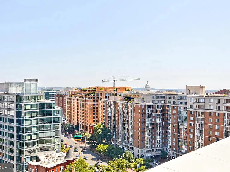 555 Massachusetts Ave NW #313 — Photo 2