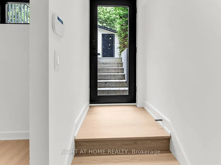 431 Arlington Ave #LOWER — Photo 4