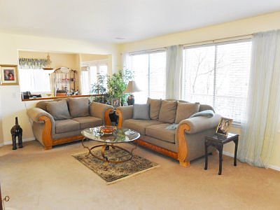 Spacious Family Room